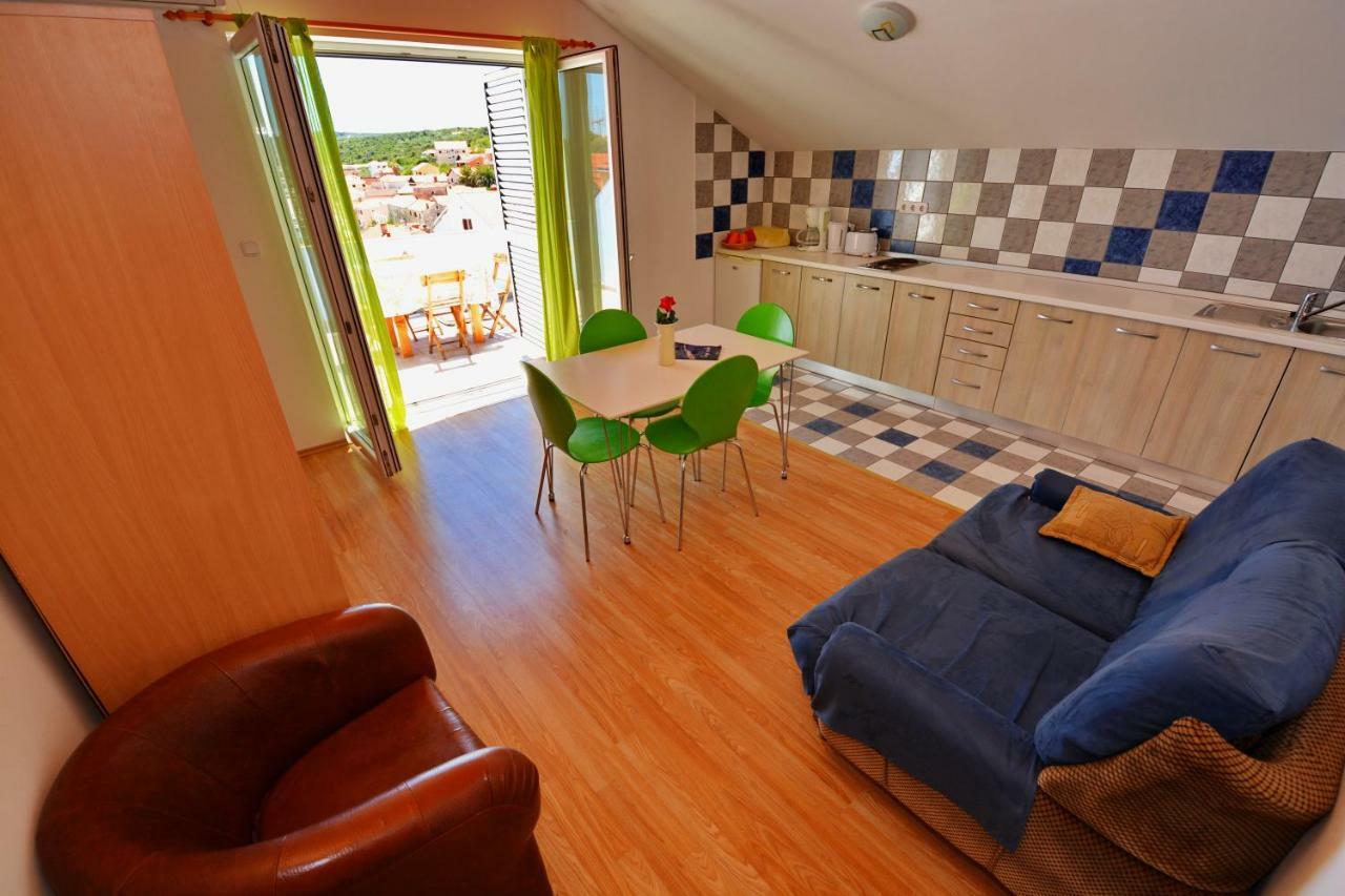 Blue Apartment Sali